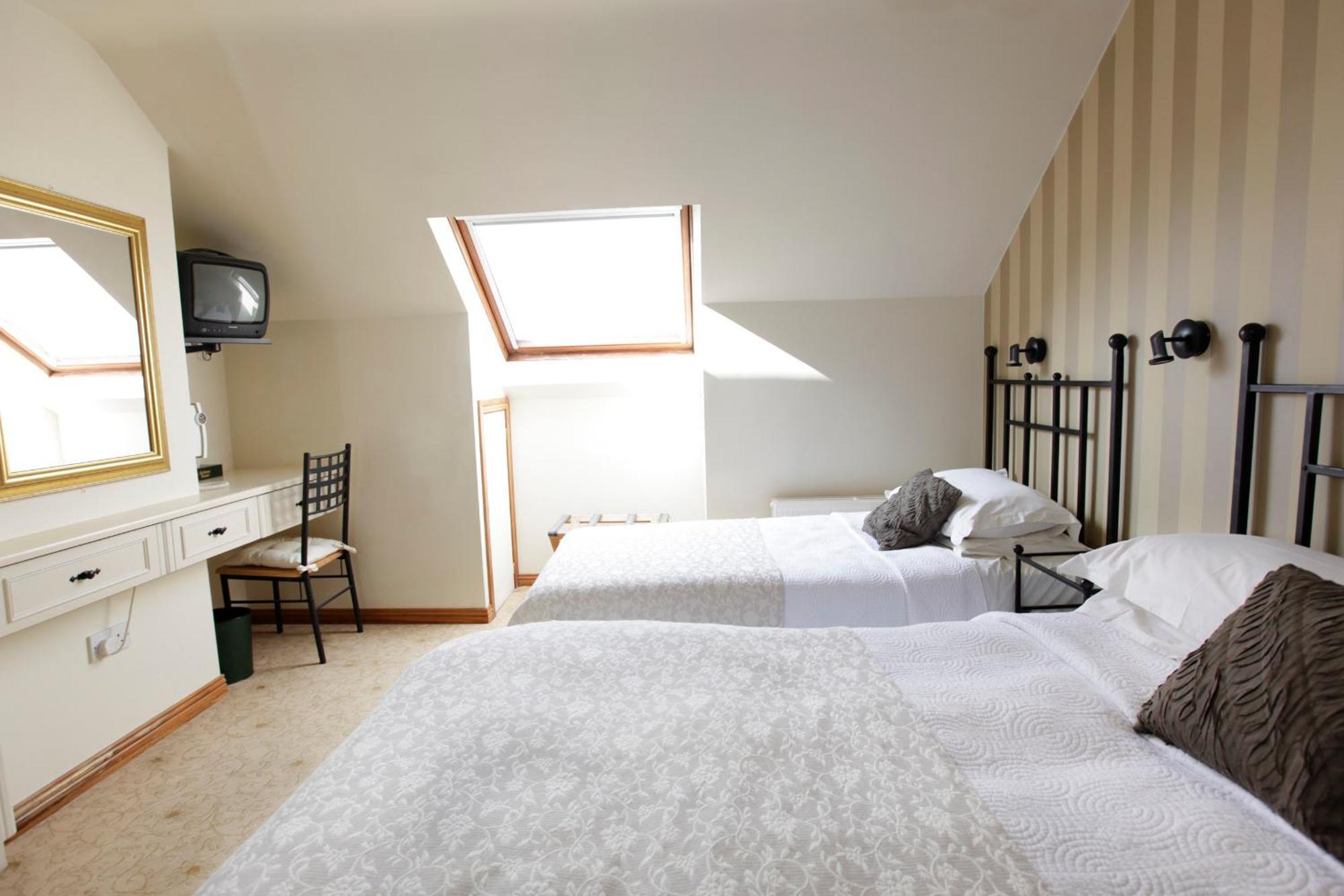 Ardawn House Panzió Galway Szoba fotó A room at the hotel